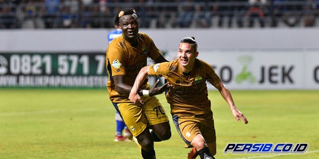 Kim dan Eze bersama mencetak gol