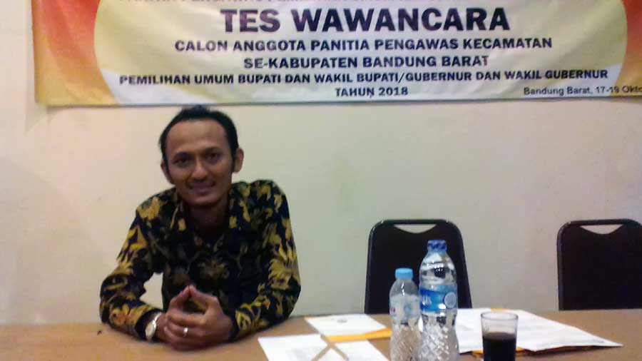 Cecep Rahmat Nugraha, Ketua Panwaslu Kabupaten Bandung Barat. 