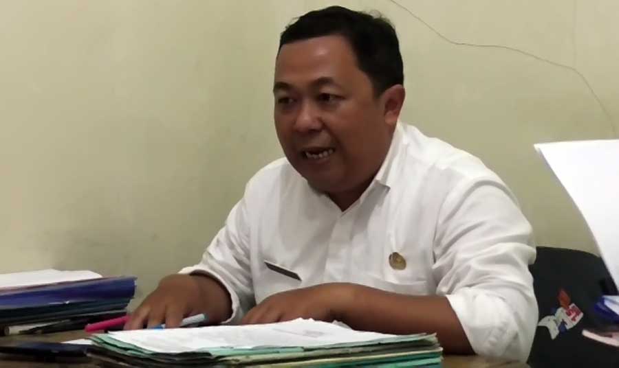 Febie Perdanakusuma, Kepala Seksi Pemerintahan Kelurahan Cipageran