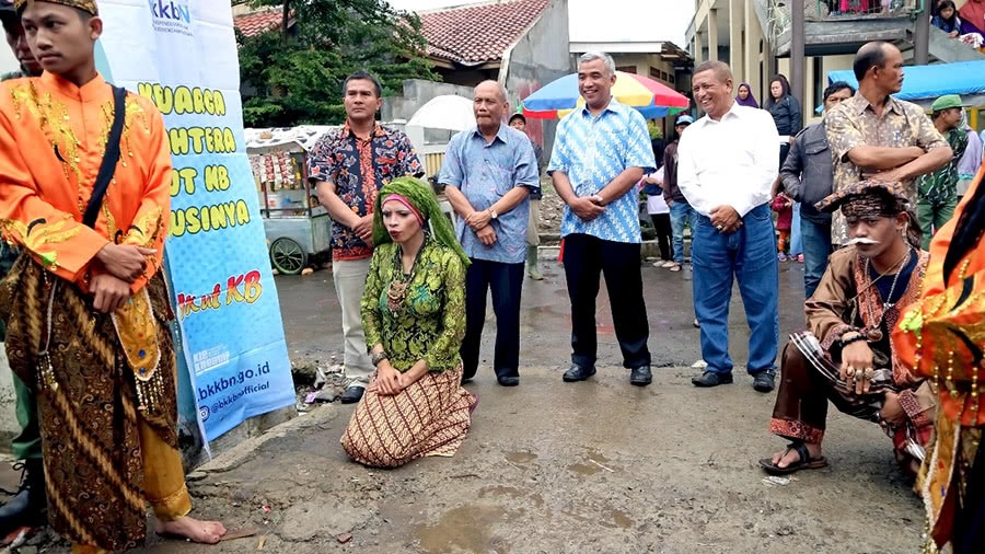 BKKBN Jabar saat sosialisasi program KKBPK di Lembang.