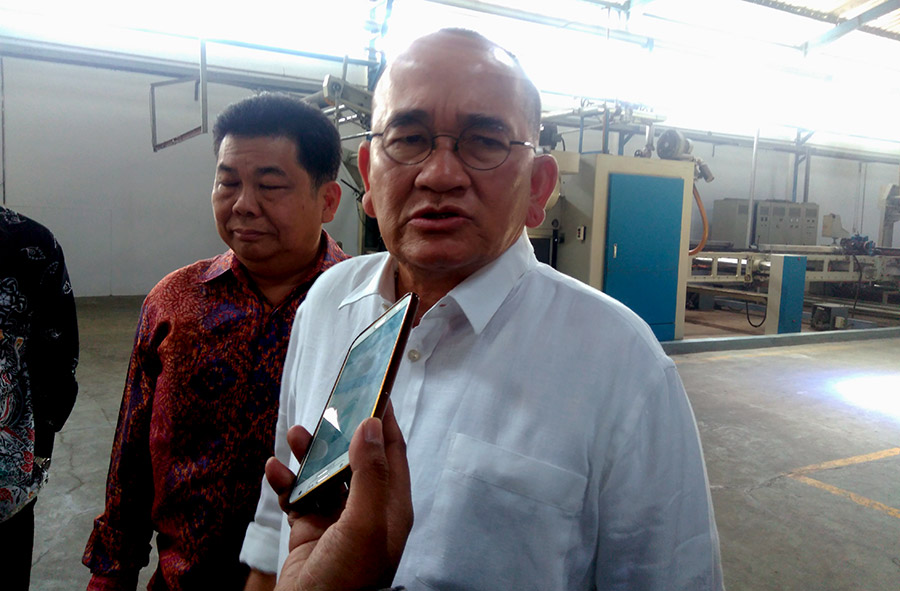 Ruhut Sitompul saat berkunjung ke Kota Cimahi, Jum’at (2/2/2018).
