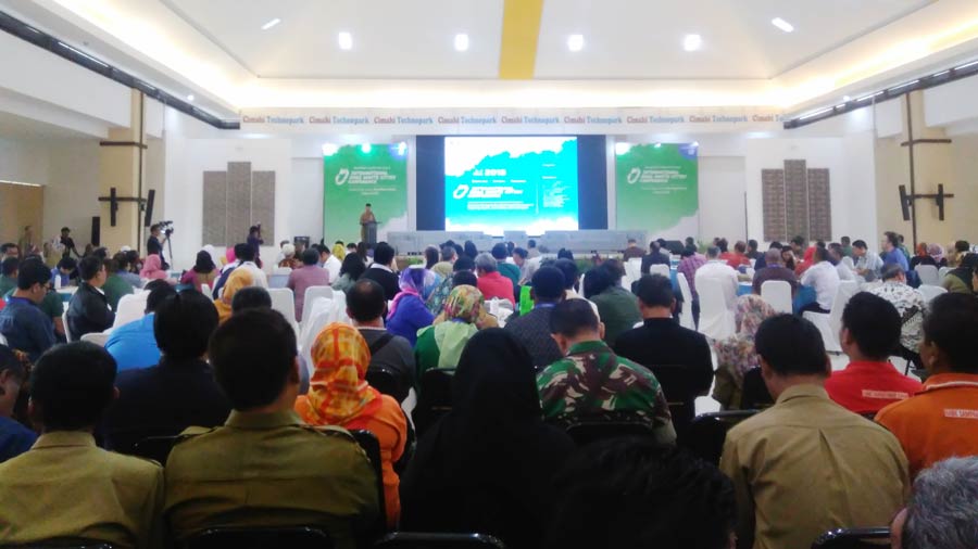 Internasional Zero Waste Cities Conference (IZWCC) di Gedung Technopark Cimahi, Jalan Raya Baros, Selasa (6/3/2018).