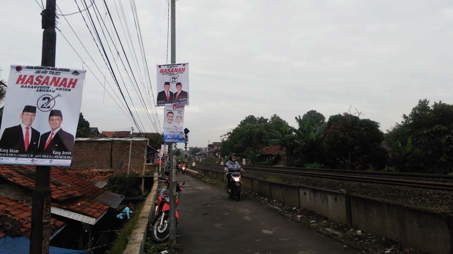 Sampah visual propaganda politik.