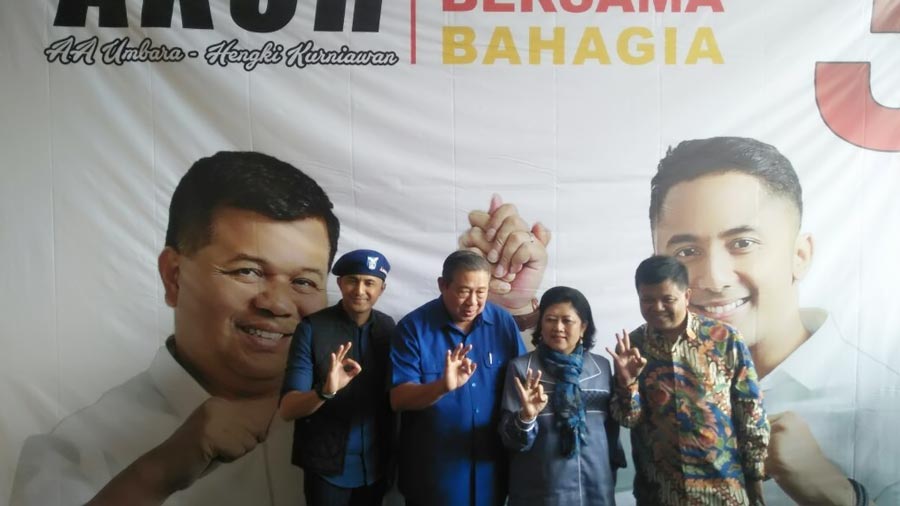 SBY berkunjung ditemani istri tercinta, Ani Yudhoyono pada Sabtu (24/3/2018) ke sekitaran Lembang, KBB.