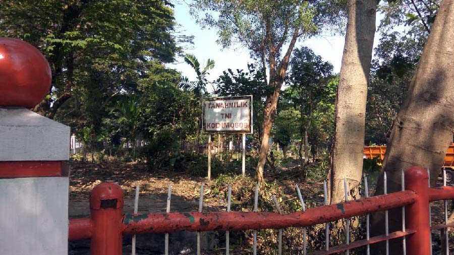 aman yang berdiri di atas lahan milik Kodim 0609/Kabupaten Bandung (TNI AD), memerlukan revitalisasi menyeluruh lantaran kondisinya yang sudah tidak terurus dan cenderung kumuh.