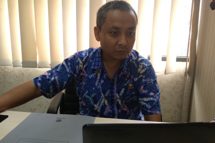 Agustus Fajar Kepala Bidang Dinas Sosial Pengendalian Penduduk dan Keluarga Berencana, Pemberdayaan Perempuan dan Perlindungan Anak 