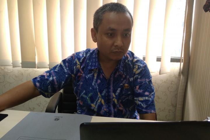 Agustus Fajar Kepala Bidang Dinas Sosial Pengendalian Penduduk dan Keluarga Berencana, Pemberdayaan Perempuan dan Perlindungan Anak 