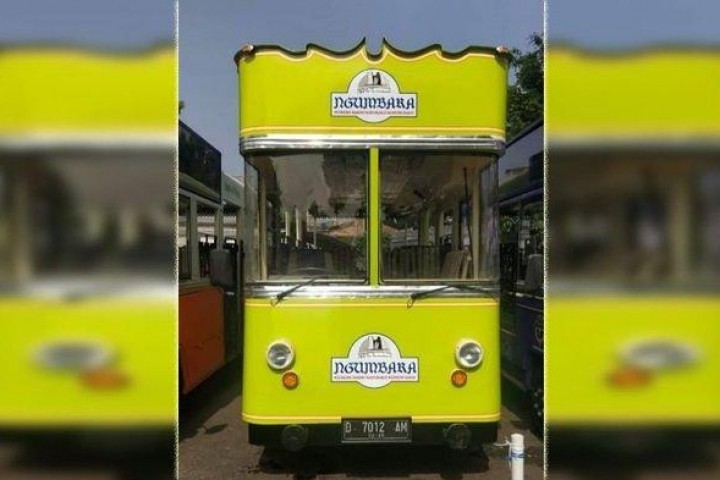 bus wisata ngumbara bandung barat