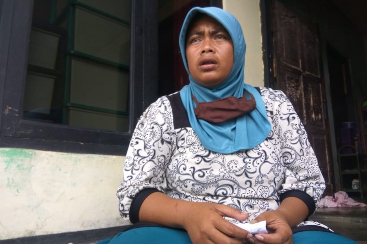  Ani Suryani (28) istri sunara TKI yang terlantar di negeri jiran saat ditemui dikediamanya