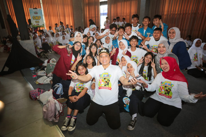 Wakil Wali Kota Bandung Erwin menghadiri Peringatan Hari Anak Nasional, Kamis, 21 Agustus 2025