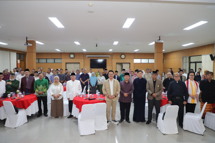 Ulama dan Umaro Kota Cimahi melakukan silaturahmi dan ikrar Cimahi Damai