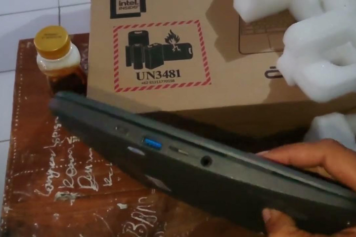 Chromebook Bantuan Pemerintah