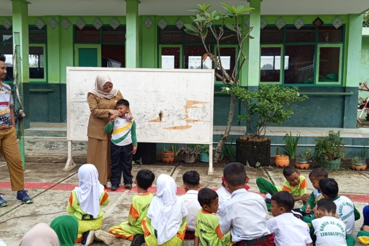SDN 2 Imbanagara menerapkan lima program yang berhasil di terapkan diantaranya,  Pagi Hebat, Tunas Garuda, Cahaya Berkah, Bintang Literasi, Suporta Ceria.