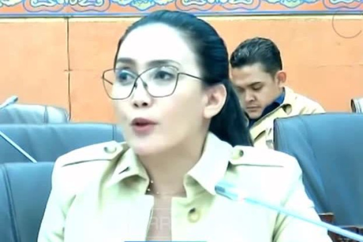 Anggota Komisi VI DPR RI Rieke Diah Pitaloka menyikapi putusan MK soal Tapera, Selasa, 30 September 2025.