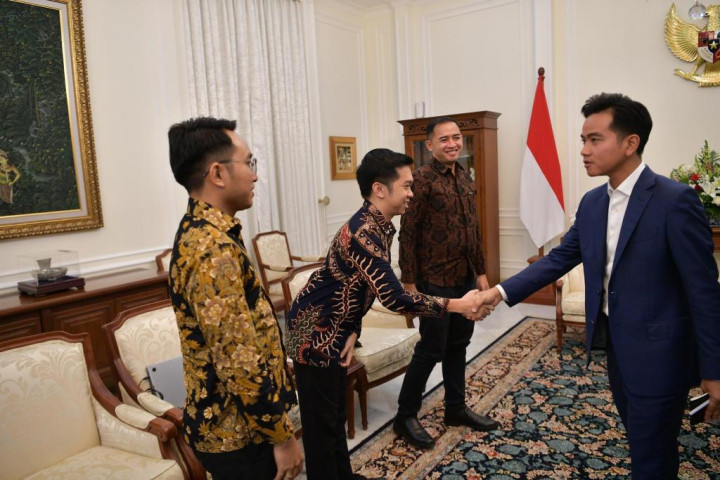 Wapres Gibran menerima audiensi AI Forum Indonesia di Istana Wapres, Jl. Medan Merdeka Selatan No. 6, Jakarta Pusat.