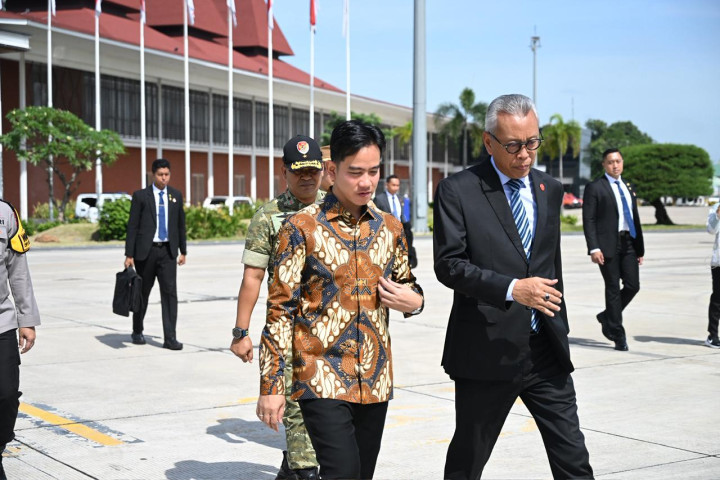 Wapres lepas landas dari Pangkalan TNI AU Halim Perdanakusuma, Jakarta, menuju Johannesburg, Afrika Selatan, pada Jumat (21/11/2025) pukul 09.30 WIB untuk menghadiri KTT G20. 