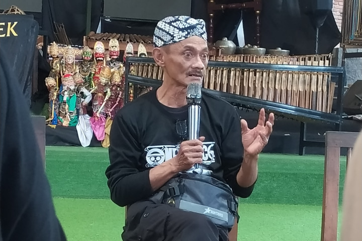 Daeng Oktaviandi Udjo , salah seorang pewaris saung angklung Udjo menggugat PT SAU dalam legalitas dan pengelolaan lahan dan aset.