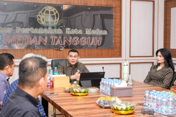 kunjungan kerja ke dua Kantor Pertanahan (Kantah) di Provinsi Sumatera Utara, Sabtu (17/01/2026).