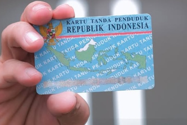 Dinas Kependudukan dan Pencatatan Sipil (Disdukcapil) Kota Cimahi memastikan ketersediaan blanko Kartu Tanda Penduduk Elektronik (KTP-el) hingga awal 2026 masih tersedia. 