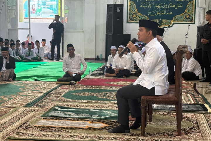 Wakil Presiden (Wapres) Gibran Rakabuming menyambangi Pondok Pesantren Amanatul Ummah yang berlokasi di Jl. Raya Tirtowening, Desa Bendunganjati, Kecamatan Pacet, Kabupaten Mojokerto. 