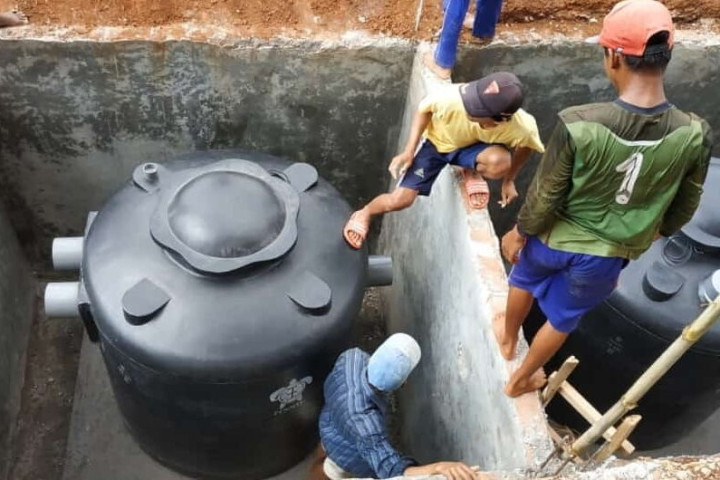 Pembangunan  infrastruktur sanitasi lingkungan 