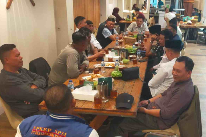 Polda Jabar Perkuat Komunikasi dengan Serikat Buruh Lewat Silaturahmi dan Buka Puasa Bersama