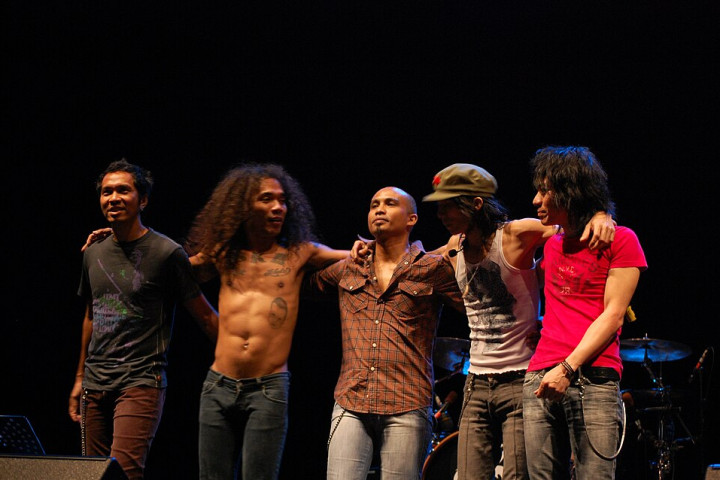 Slank formasi 14 (kiri ke kanan: Ridho, Kaka, Ivanka, Bimbim dan Abdee) dalam gelaran acara Java Jazz Festival 2009 di Jakarta Convention Center.