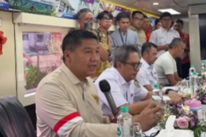 Menteri PKP Maruarar Sirait membahas pembangunan perumahan bagi MBR bersama PT. Astra Internasional dan PT. KAI
