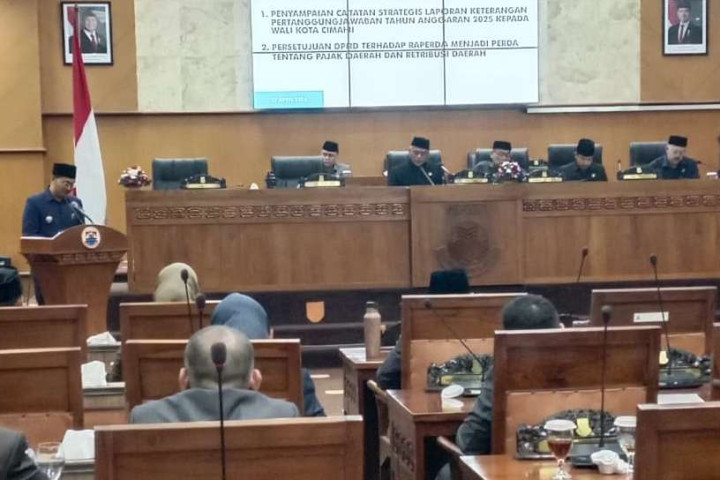 DPRD Kota Cimahi menggelar Rapat Paripurna Terkait Catatan Strategis LKPJ Tahun Anggaran 2025