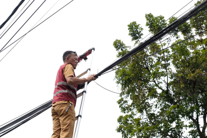 Sepanjang 2026 hingga awal Mei, sedikitnya 41 titik kabel telah dirapikan oleh Dinas Komunikasi dan Informatika (Diskominfo), Kota Bandung.