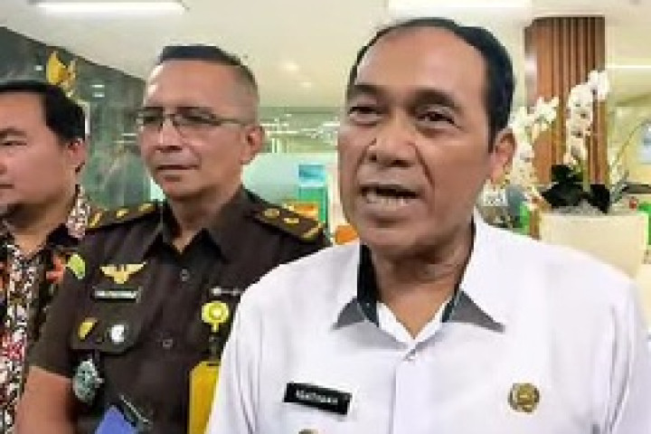 Wali Kota Cimahi Ngatiyana 