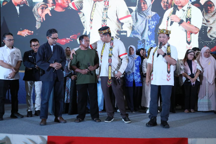 Menteri Dalam Negeri Titi Karnavian Berbicara dalam agenda kolaborasi pembiayaan perumahan di Balikpapan, Kalimantan Timur, Selasa (5/5/2026).