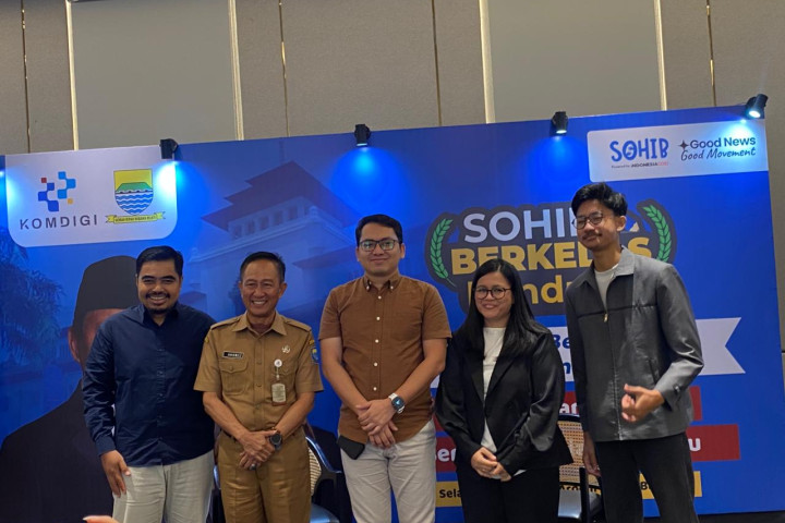Pelaksana Harian Kepala Diskominfo Kota Bandung Andri Darusman menghadiri Workshop Sohib Berkelas yang digelar Direktorat Informasi Publik Kementerian Komunikasi dan Digital Republik Indonesia, di Bandung.