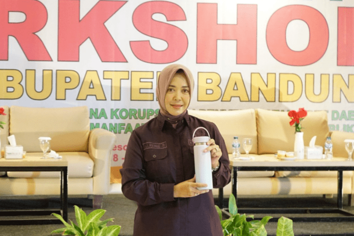 Ketua DPRD Kabupaten Bandung