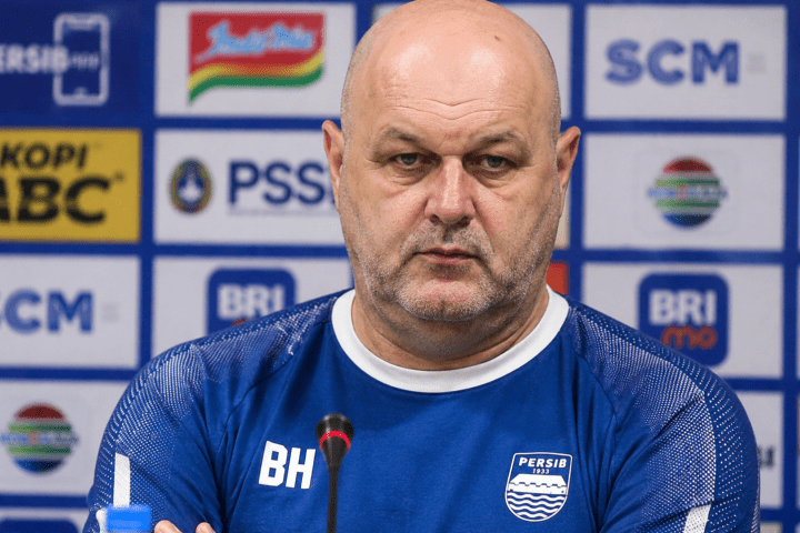 Pelatih Persib Bojan Hodak