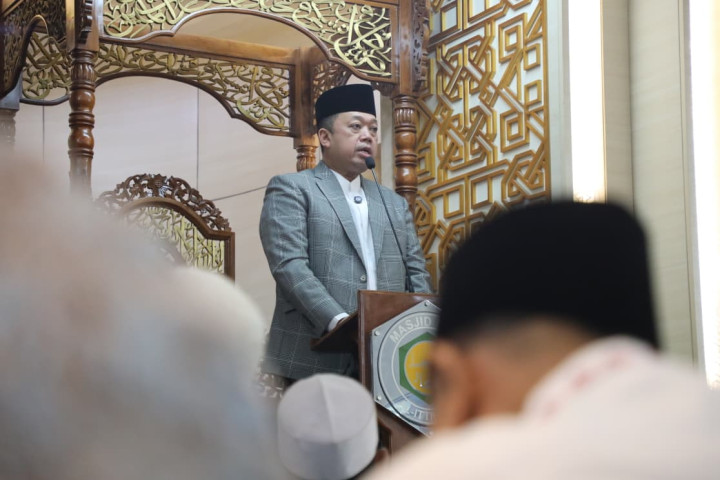 Menteri ATR/Kepala BPN Nusron Wahid, saat menjadi khatib dalam salat Iduladha 1447 H di Masjid Raya Al-Ittihaad, Jakarta, Rabu (27/05/2026).