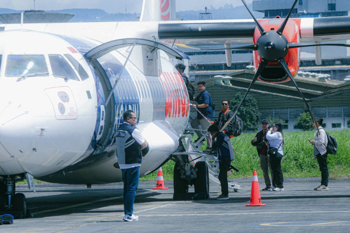 Presiden RI, Prabowo Subianto memberikan instruksi langsung reaktivasi bandara Husein Sastranegara,  usai kunjungan kerjanya ke Kota Bandung pada 25 Mei 2026 lalu.
