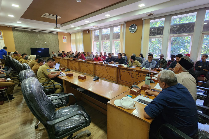 Bahas Banjir Cijagra, DPRD Kabupaten Bandung Pertemukan Warga dan OPD Teknis dalam RDP