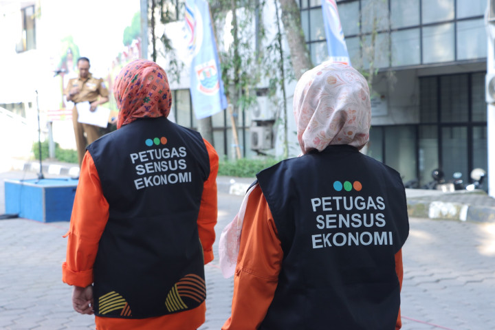 Pemerintah Kota Cimahi resmi mencanangkan pelaksanaan Sensus Ekonomi 2026 dalam Apel Pagi yang digelar di Lapangan Apel Pemkot Cimahi, Senin (15/6/2026). 
