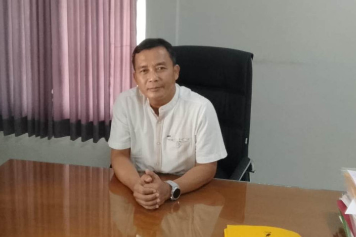 Kepala SMA Pasundan 1 Cimahi, Dadang Hendrayana