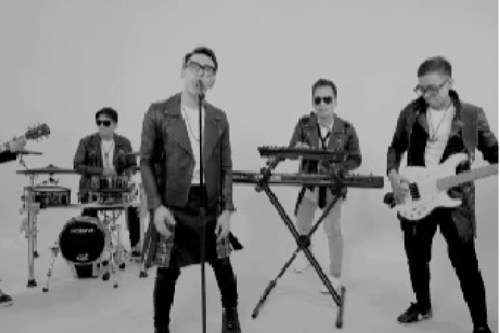 Band pop legendaris Five Minutes kembali menunjukkan eksistensinya melalui peluncuran single terbaru berjudul 