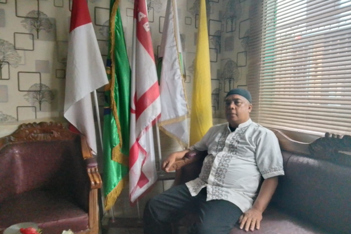 Kepala SMP Pasundan 7 Bandung, Zainal Hakim, S.E., S.Pd., M.Ak