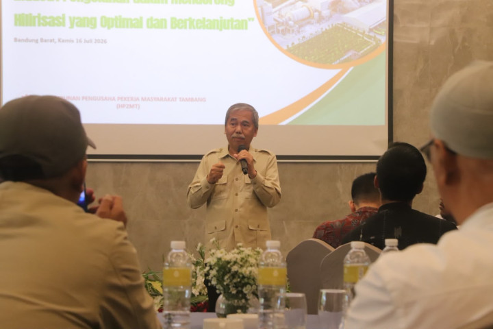 Wakil Bupati Bandung Barat Asep Ismail, saat menghadiri agenda silaturahmi formal bersama Himpunan Pengusaha Pekerja Masyarakat Tambang (HP2MT) Kabupaten Bandung Barat di Mason Pine Hotel, Kota Baru Parahyangan, Padalarang, Kamis, 16 Juli 2026.