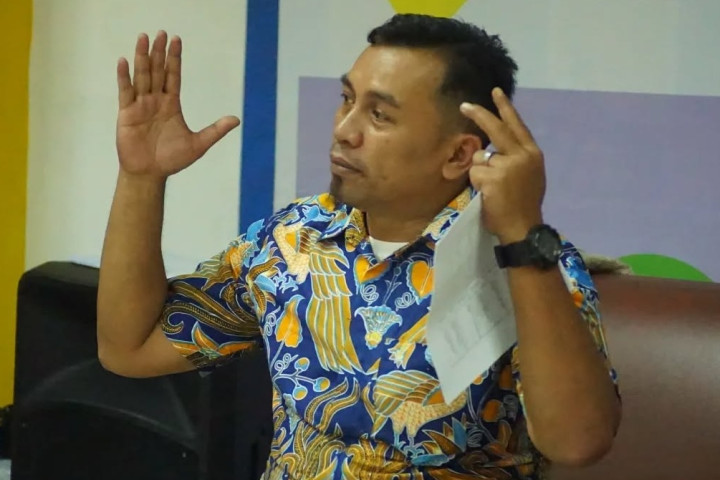 Ketua Umum LSM Koordinat Masyarakat Pejuang Aspirasi (KOMPAS) Fajar Budhi Wibowo