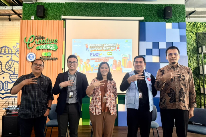 Melalui program Financial Literacy on The Way (FLOW) Batch I, PT Pegadaian Kanwil X Jawa Barat menggelar edukasi keuangan berbasis kampus yang berlangsung di Gedung Kuliah Umum (GKU) Kampus ITB Jatinangor.